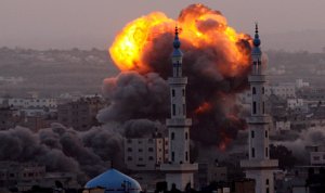 إسرائيل تقصف غزة - صورة أرشيفية