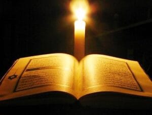 القرآن يهدينا للصواب