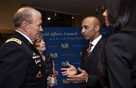 يوسف العتيبة